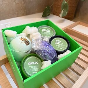 NWT Lush Kitchen March Box